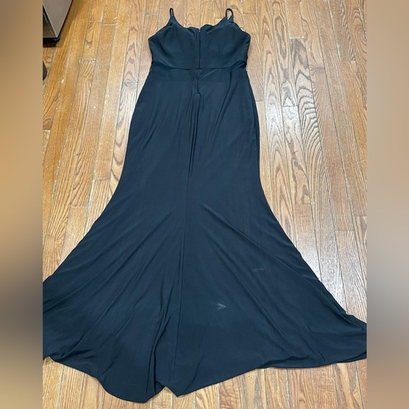 X By Xcape
Express Elegant Black Strapless Gown - Picture 2 of 12